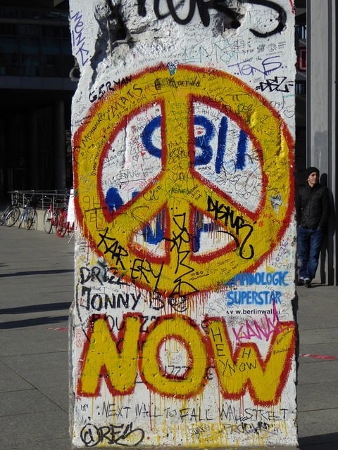 Berlin Graffiti, Fall of the Wall